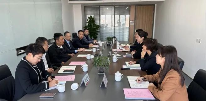西安投資控股副總經(jīng)理王一梅會(huì)見(jiàn)興業(yè)銀行西安分行黨委委員、副行長(zhǎng)一行